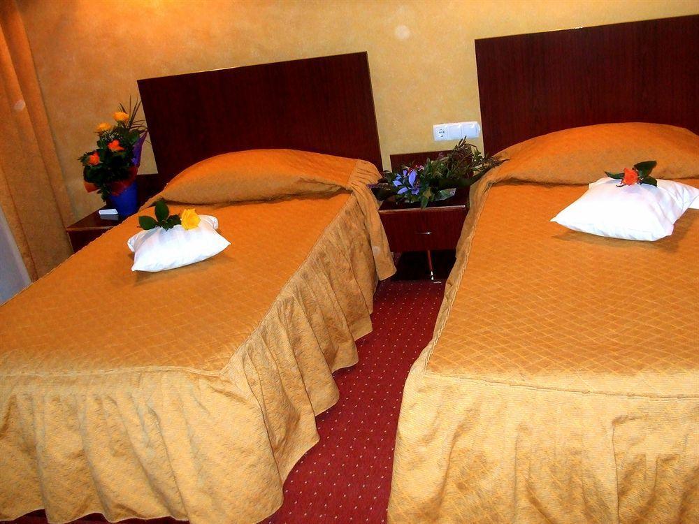 Hotel Ambassador Baia Mare Zewnętrze zdjęcie