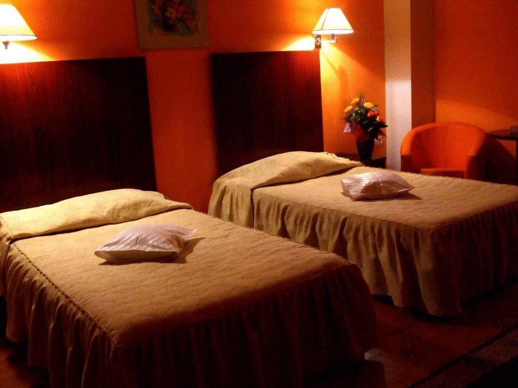 Hotel Ambassador Baia Mare Zewnętrze zdjęcie